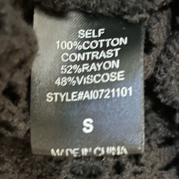 🔥SALE ASTR the label floral black lace blouse top shirt short sleeve size small - Picture 8 of 11